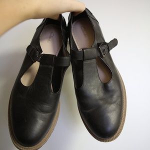 Women's Clark Shoes